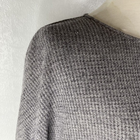 THML Sz M Cropped Gray Waffle Knit Sweater - Picture 5 of 12